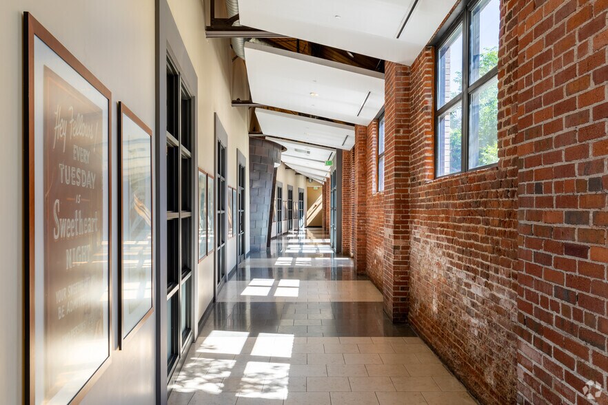 More Photos Of 475 N Lincoln St, Denver Loft Creative Space For Lease