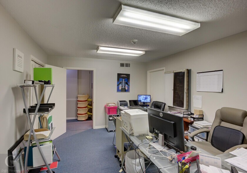 More Photos Of 7840 Jewella Ave, Shreveport Medical For Sale