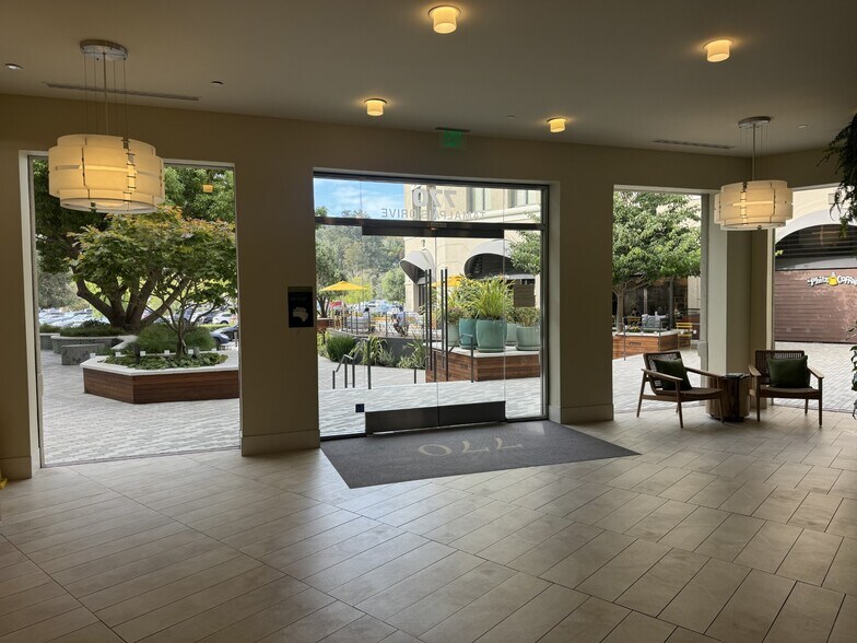 More Photos Of 770 Tamalpais Dr, Corte Madera Unknown For Lease