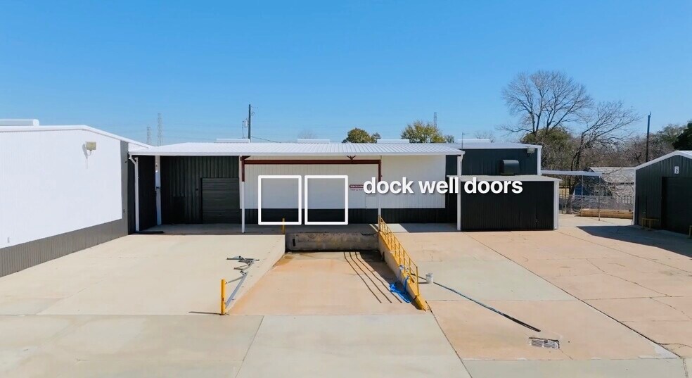 More Photos Of 1305 W Jackson Ave, Pasadena Manufacturing For Sale