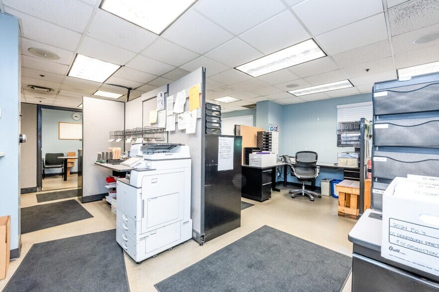 More Photos Of 521 Langley Ave, Saint Joseph Industrial For Sale