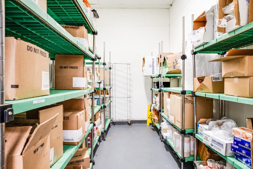 More Photos Of 3921 Jack Kultgen Fwy, Waco Restaurant For Sale