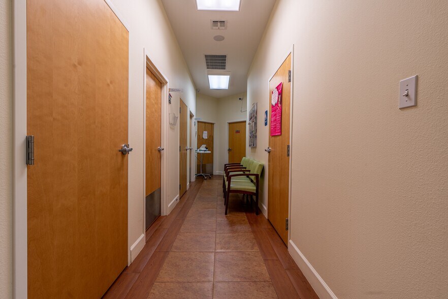 More Photos Of 1630 SE 18th St, Ocala Medical For Lease