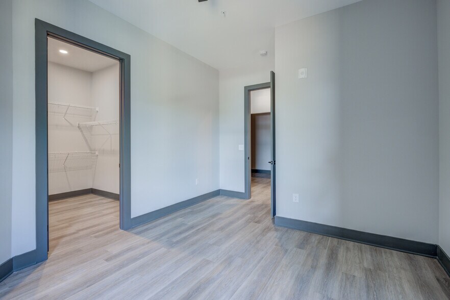 More Photos Of 352 S Walker St, Cary Apartments For Lease