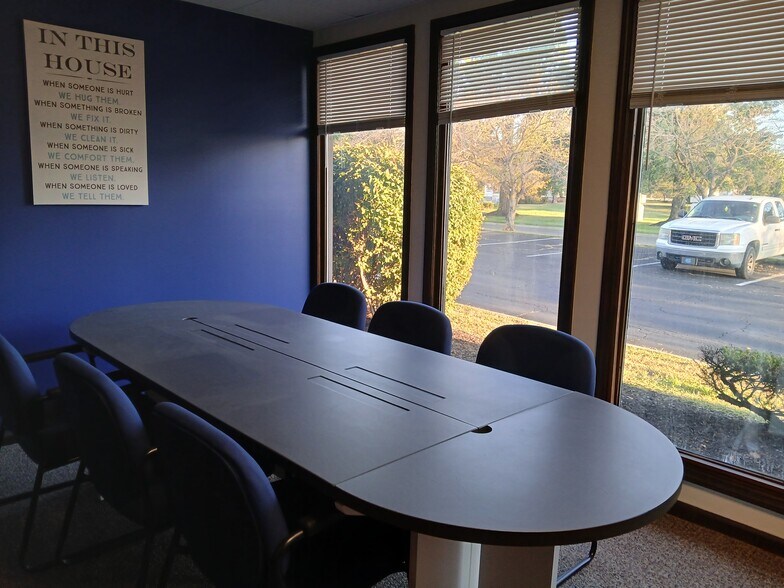 More Photos Of 1001 Eastwind Dr, Westerville Office For Lease