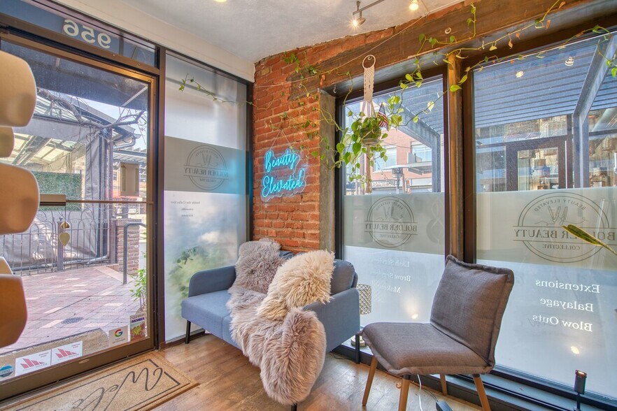 More Photos Of 946-954 Pearl St, Boulder General Retail For Sale