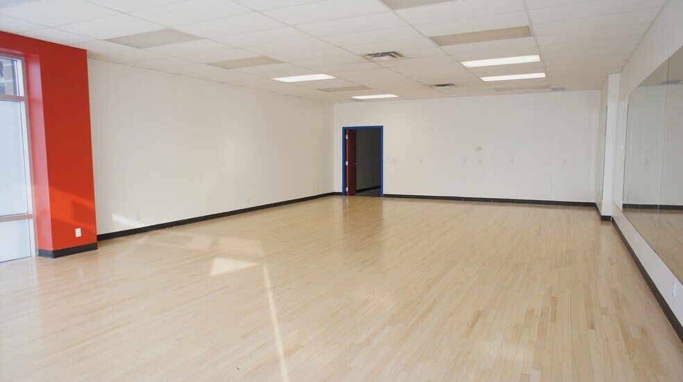 More Photos Of 65 Chippewa Rd, Sherwood Park Office For Sale