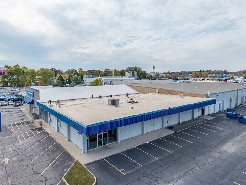 More Photos Of 3427 N Clinton St, Fort Wayne Warehouse For Sale