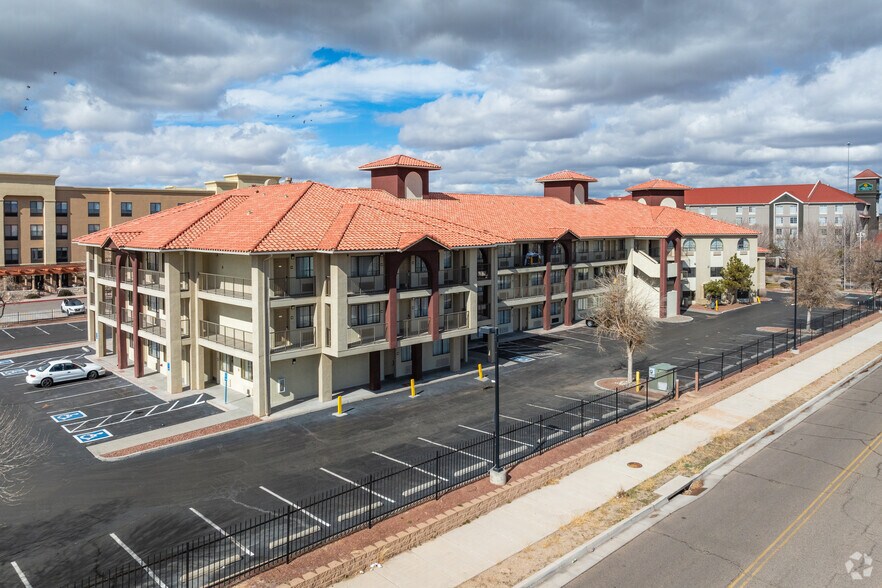 More Photos Of 6100 Iliff Rd NW, Albuquerque Hotel For Sale