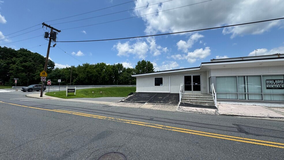 More Photos Of 333 Morris St, Phillipsburg Storefront For Sale