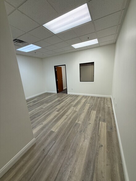 More Photos Of 6628 Sky Pointe Dr, Las Vegas Office For Lease