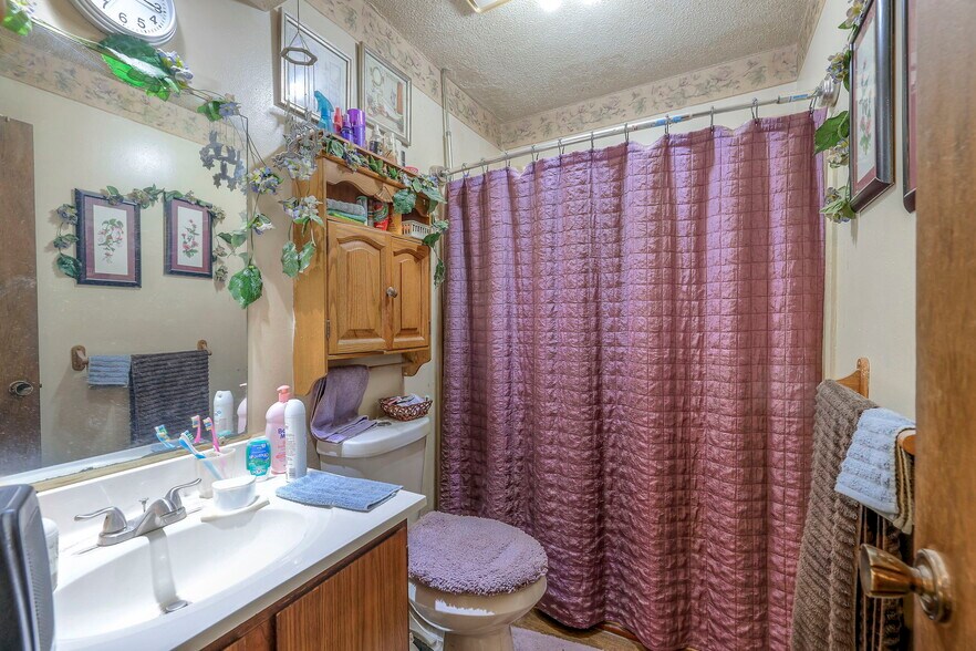 More Photos Of 6820 Chapel Dr, Belton Apartments For Sale