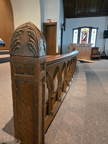 More Photos Of 7528 N Charleston Ave, Portland Religious Facility For Sale