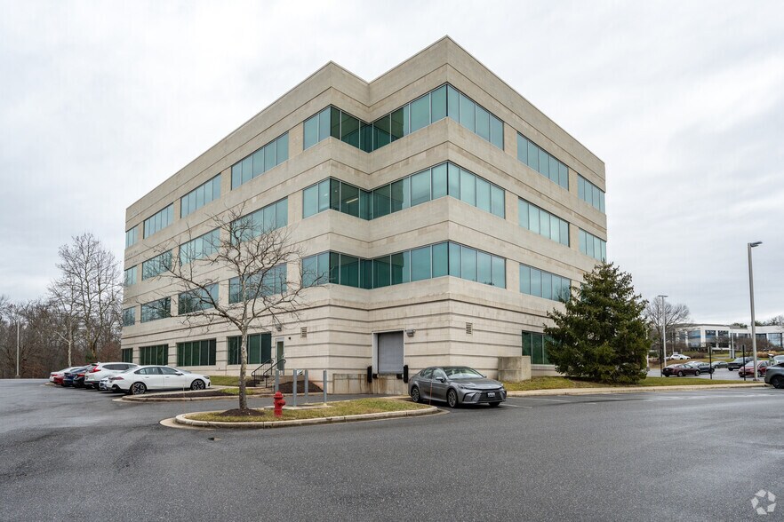 More Photos Of 134 National Business Pky, Annapolis Junction Office For Lease