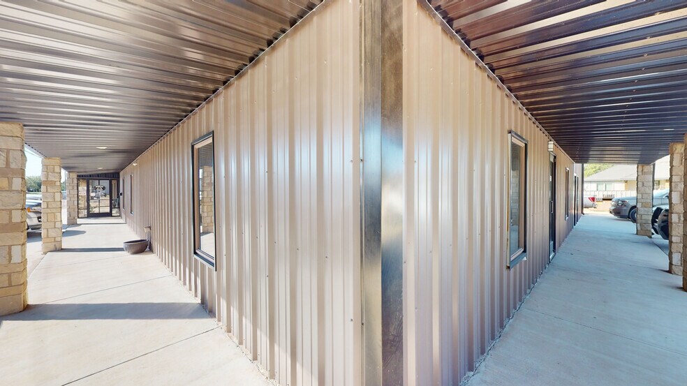 More Photos Of 1215 NW 1st Plz, Andrews Restaurant For Sale