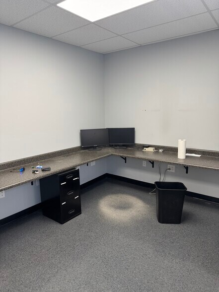 More Photos Of 181 Fayetteville St, Winston-Salem Office For Lease