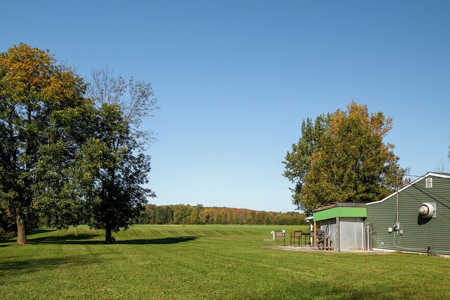 More Photos Of 7641 State Route 3, Henderson Restaurant For Sale