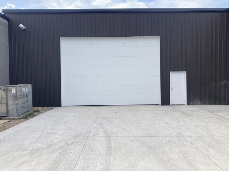 More Photos Of 632-670 S Oak St, Iowa Falls Unknown For Lease