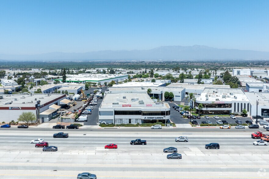 More Photos Of 1631 Pomona Rd, Corona Flex For Lease