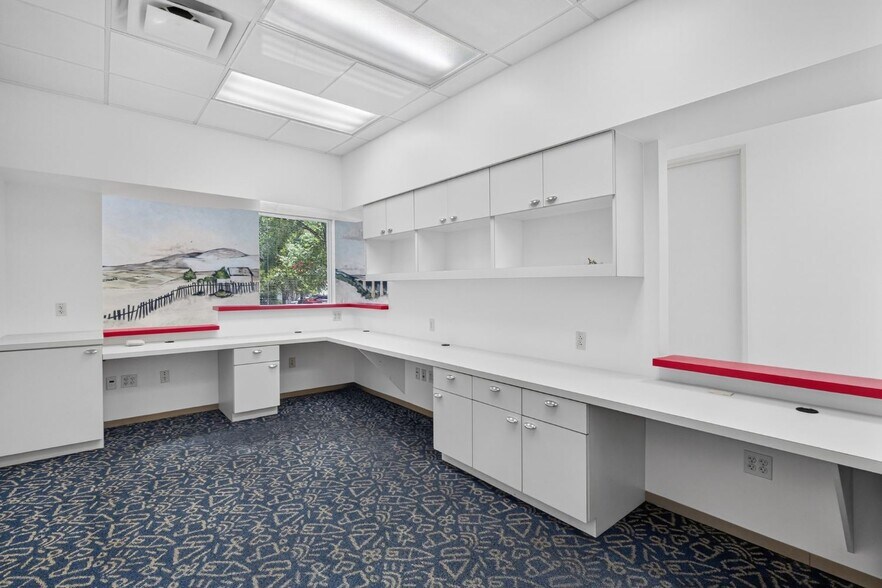 More Photos Of 4100 Duval Rd, Austin Medical For Sale