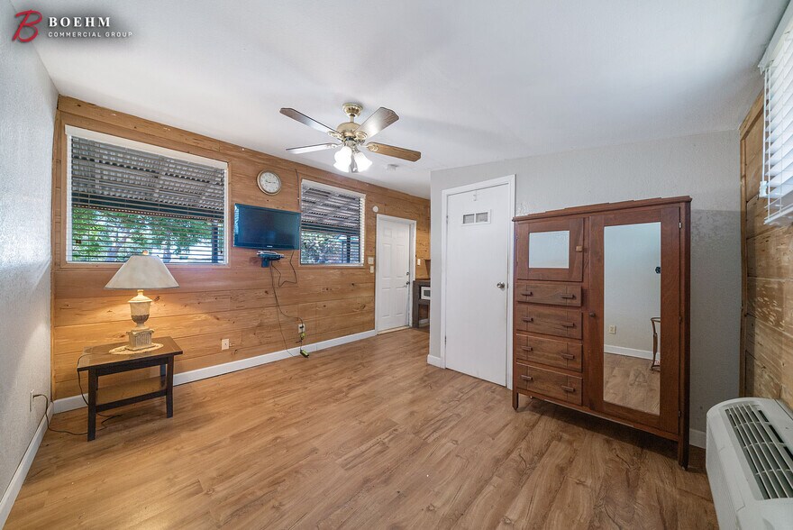 More Photos Of 137 Old San Antonio Rd, Boerne Apartments For Sale