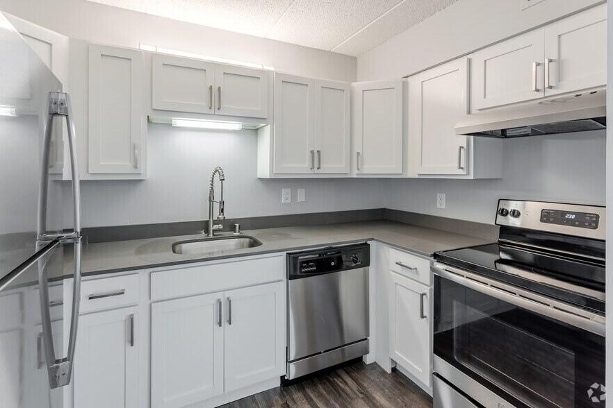 More Photos Of 515 E Grant St, Minneapolis Apartments For Sale