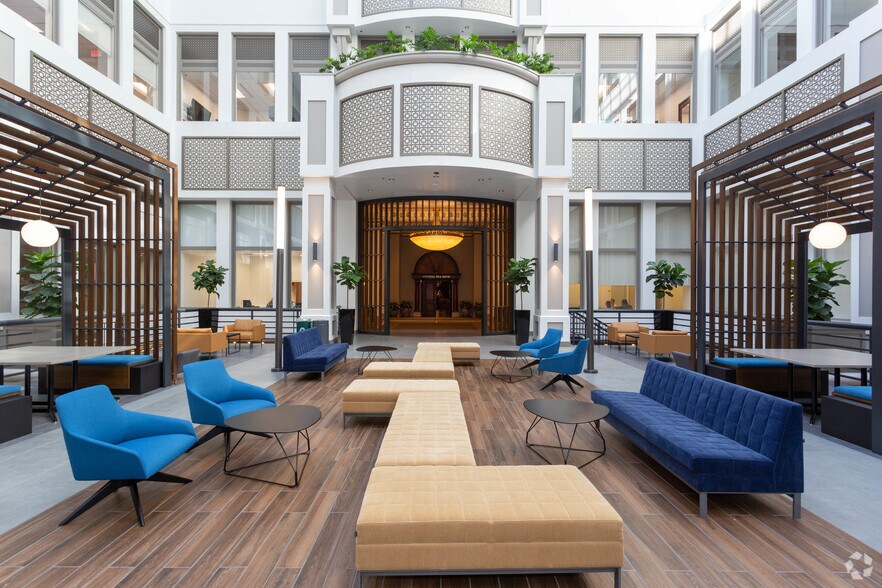 More Photos Of 100 Penn Sq E, Philadelphia Office For Lease