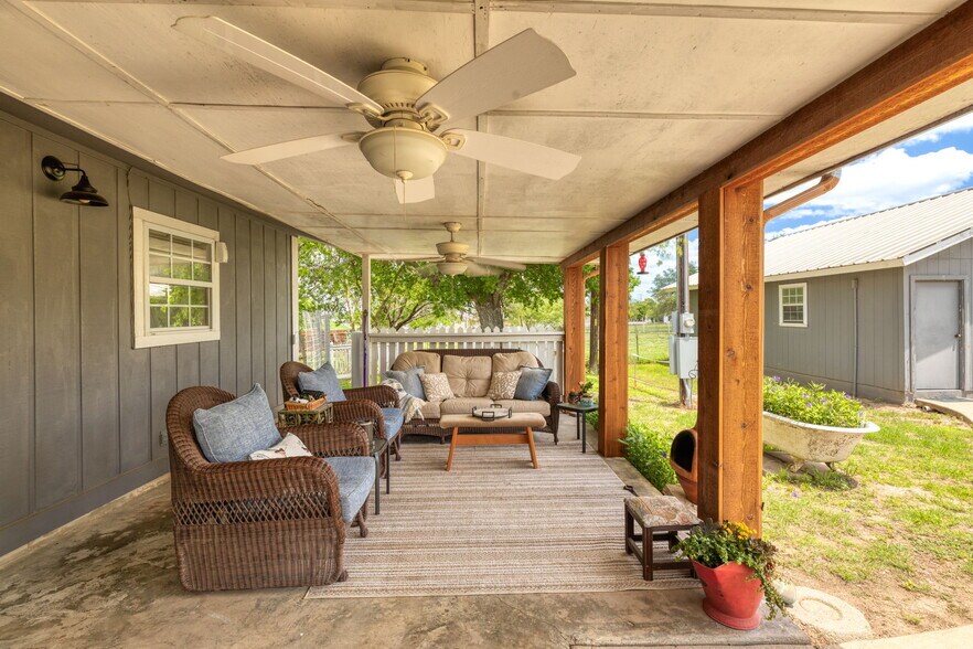 More Photos Of 2 FM 289, Comfort Specialty For Sale