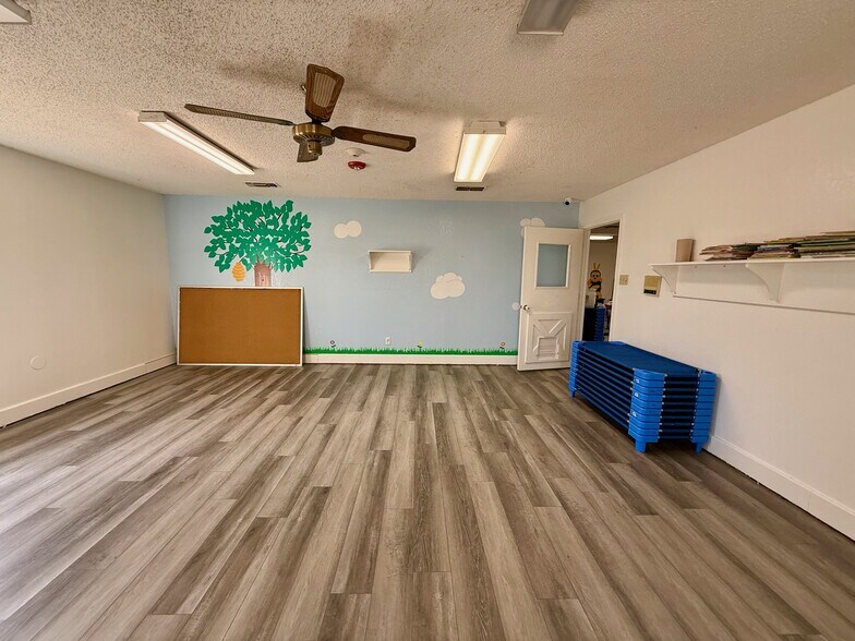 More Photos Of 3015 James Rd, Granbury Daycare Center For Sale