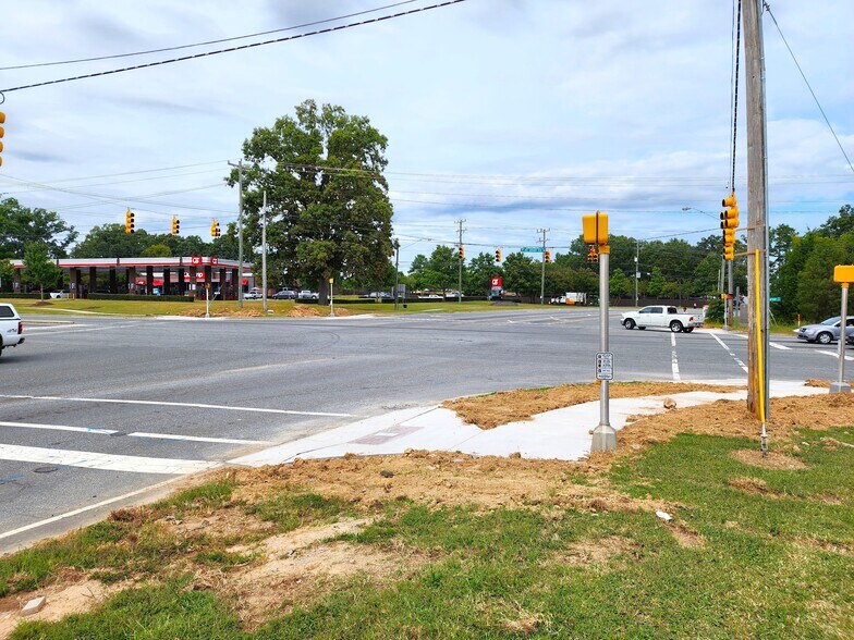 More Photos Of 2610 Dale Earnhardt Blvd, Kannapolis Medical For Lease