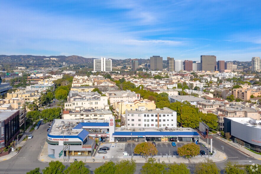 More Photos Of 11031-11061 Santa Monica Blvd, Los Angeles Storefront For Lease