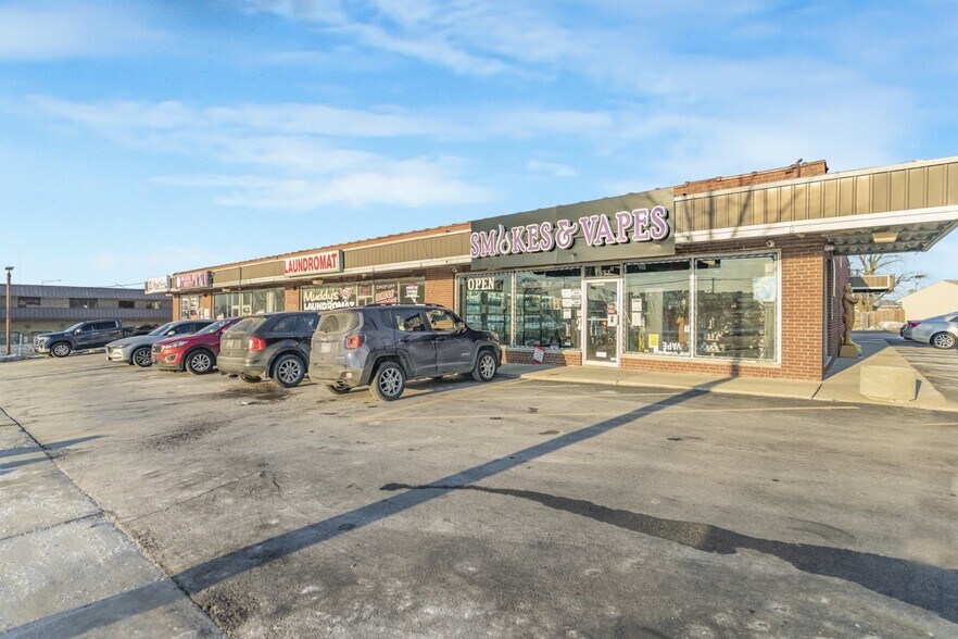 More Photos Of 1551 Plainfield Rd, Joliet Freestanding For Lease