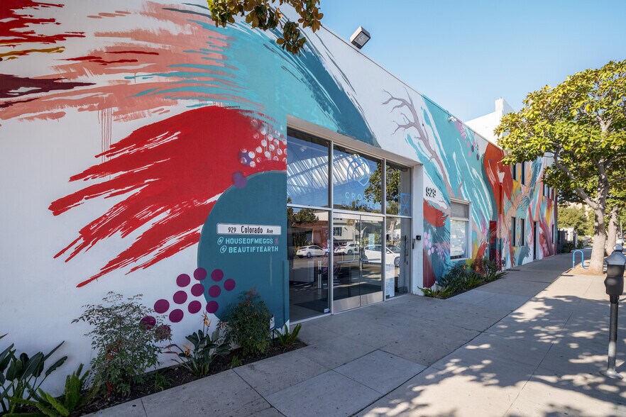More Photos Of 929 Colorado Ave, Santa Monica Loft Creative Space For Lease