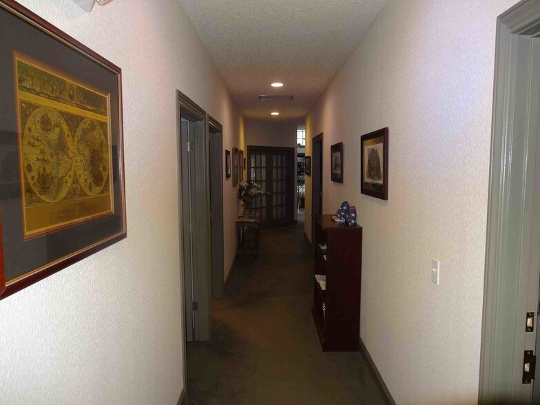 More Photos Of 3565 Cardinal Point Dr, Jacksonville Office For Lease
