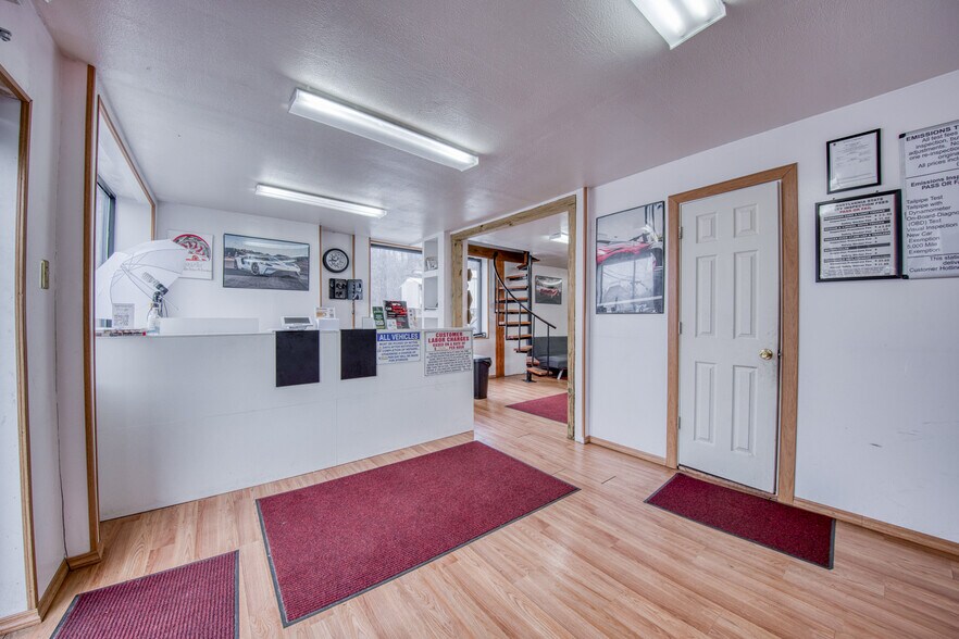 More Photos Of 1080 3rd Ave, North Versailles Warehouse For Sale