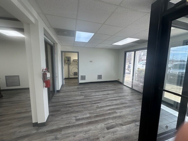 More Photos Of 3074 Covington Pike, Memphis Freestanding For Lease