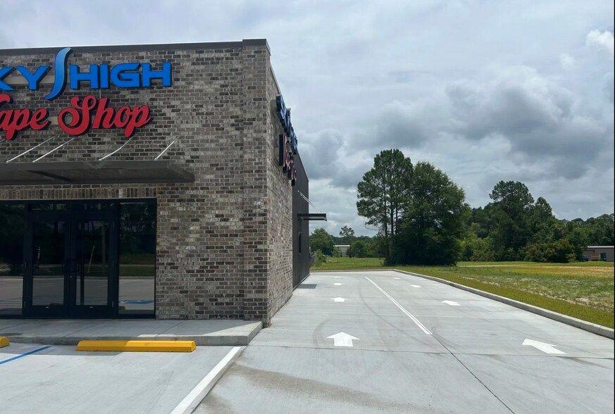 More Photos Of 12242 Shriners Blvd, Biloxi Storefront For Sale