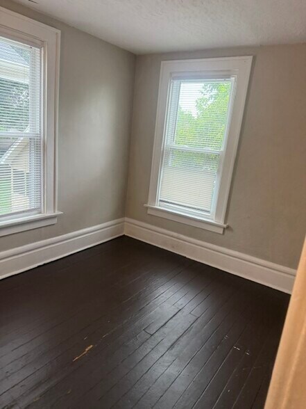 More Photos Of 2480 Deming Ave, Columbus Multifamily For Sale