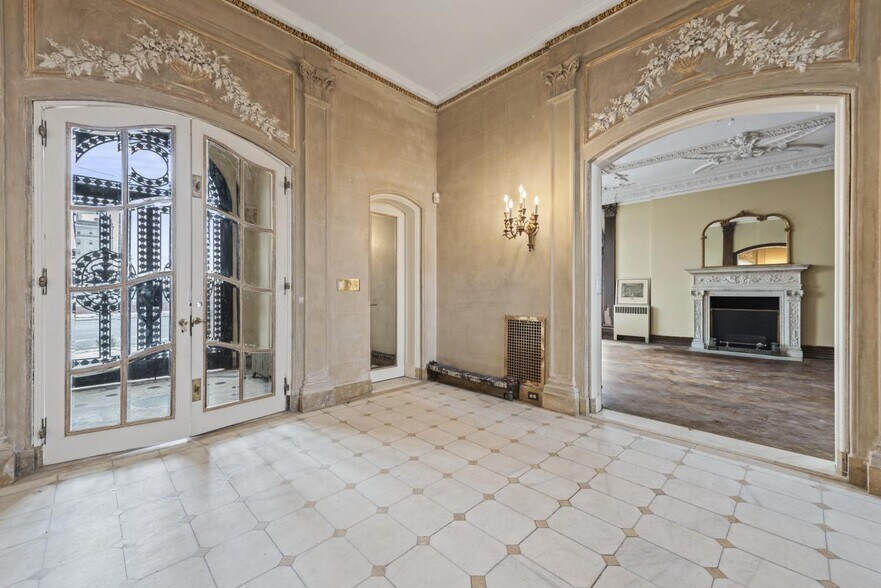 More Photos Of 8469 E Jefferson Ave, Detroit Office Residential For Sale