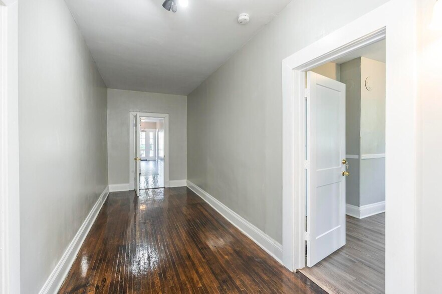 More Photos Of 265 S Highland St, Winchester Apartments For Sale