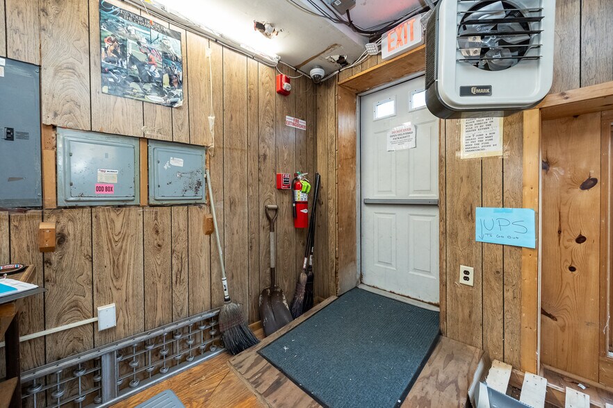 More Photos Of 1340 Pottstown Pike, West Chester General Retail For Sale