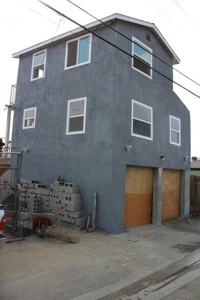 More Photos Of 8317 Whittier Blvd, Pico Rivera Storefront Retail Residential For Sale