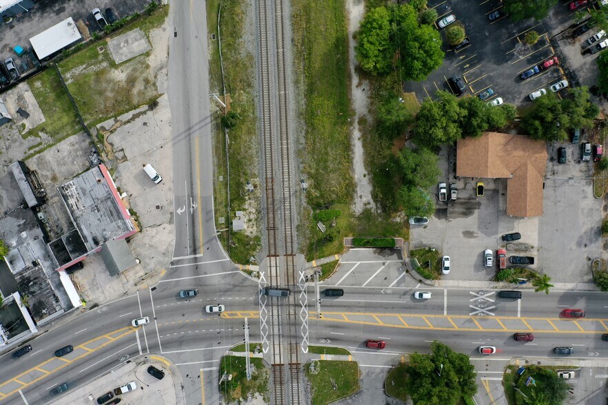 More Photos Of 1401 NE 123rd St, North Miami Auto Repair For Lease