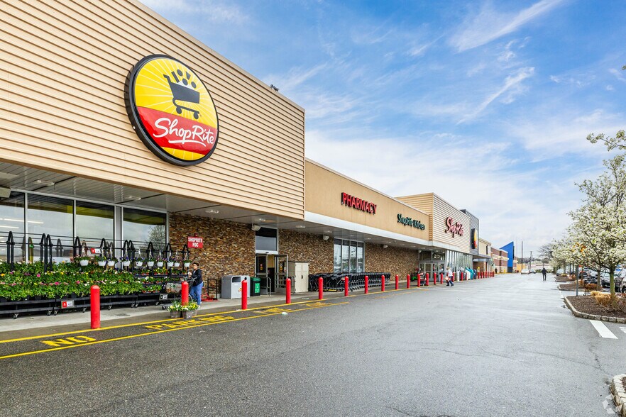 More Photos Of 2401 US Highway 22 W, Union Township Unknown For Lease