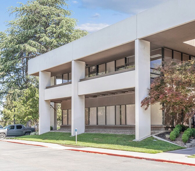 More Photos Of 1515 River Park Dr, Sacramento Office For Lease