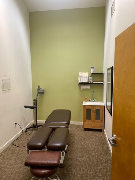 More Photos Of 4879 Mission St, San Francisco Storefront For Lease