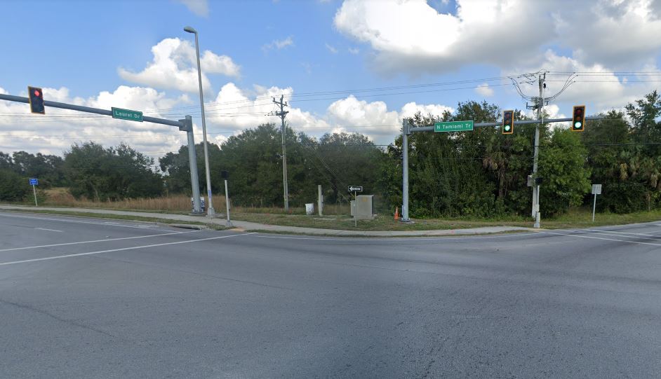 More Photos Of 2706 N Tamiami Trl, North Fort Myers Land For Sale