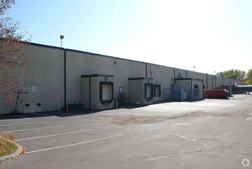 More Photos Of 6678-6698 Shady Oak Rd, Eden Prairie Unknown For Lease