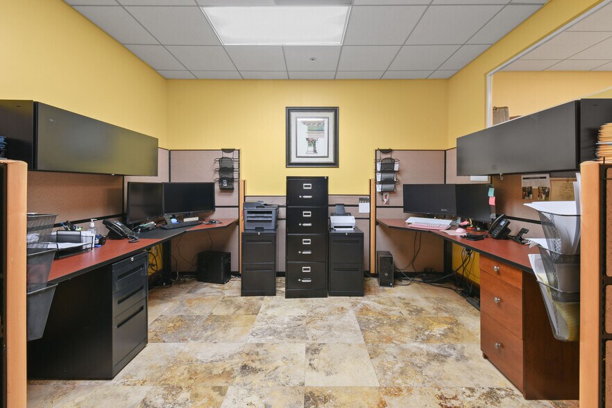 More Photos Of 1880 N Congress Ave, Boynton Beach Medical For Sale