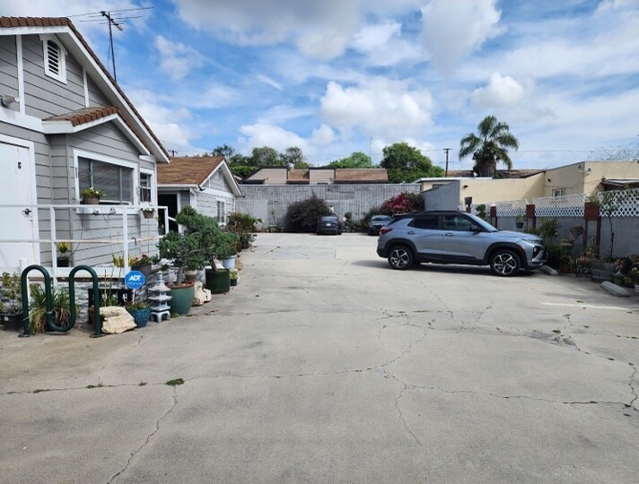 More Photos Of 9631 Artesia Blvd, Bellflower Storefront Retail Office For Sale